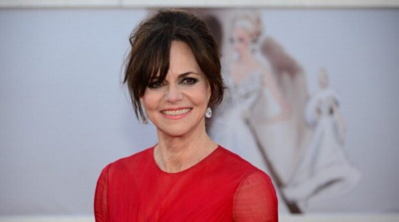 Sally Field Net Worth – Biography, Career, Spouse And More