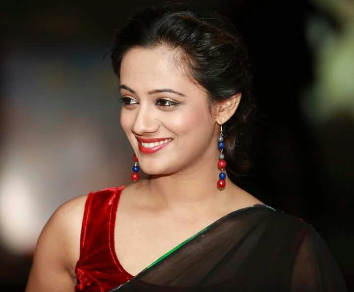 Spruha Joshi Indian television Wiki ,Bio, Profile, Unknown Facts and Family Details revealed